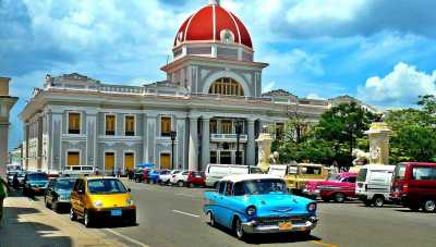Traslados de hoteles de La Habana a Cienfuegos to Cienfuegos
