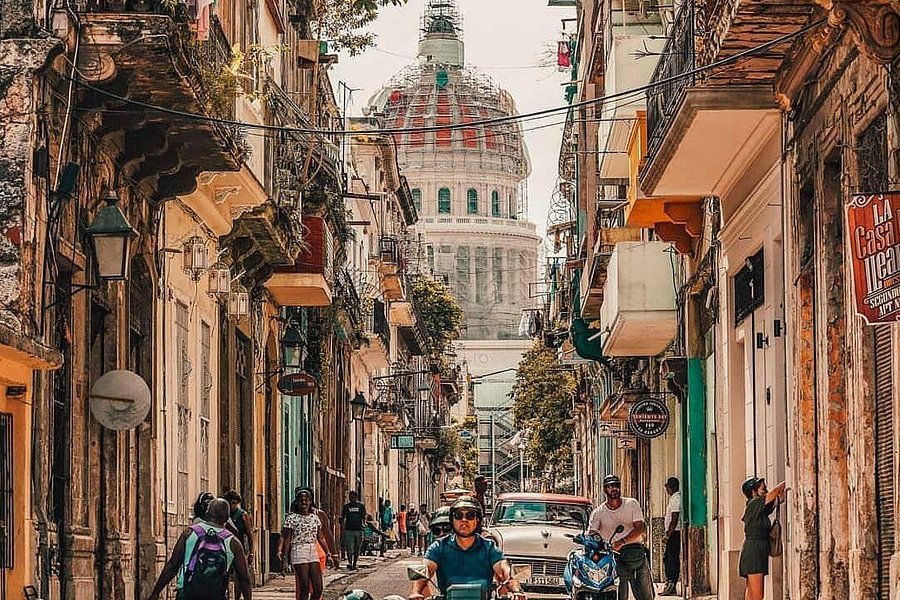 Colonial Havana Colonial Havana Tour by Non