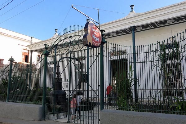 City Tour Santiago: Café, Tabaco y Ron City Tour Santiago: Coffee, Tobacco and Rum