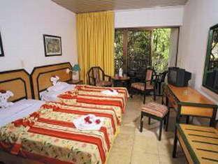 Gran Caribe Villa Tortuga - Habitación Triple - todo incluido Villa Tortuga - Triple Room by No