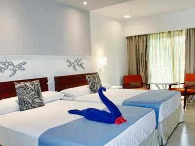 Grand Muthu Ensenada - Triple Room - All Inclusive Grand Muthu Ensenada - Triple