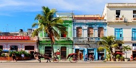 Ride in colonial car through the city of Trinidad