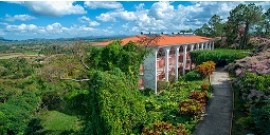 Trasferimenti dagli alberghi dell'Avana al destino turistico di Vinales